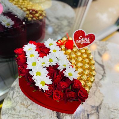 harfli çikolatalı kalpli kutu